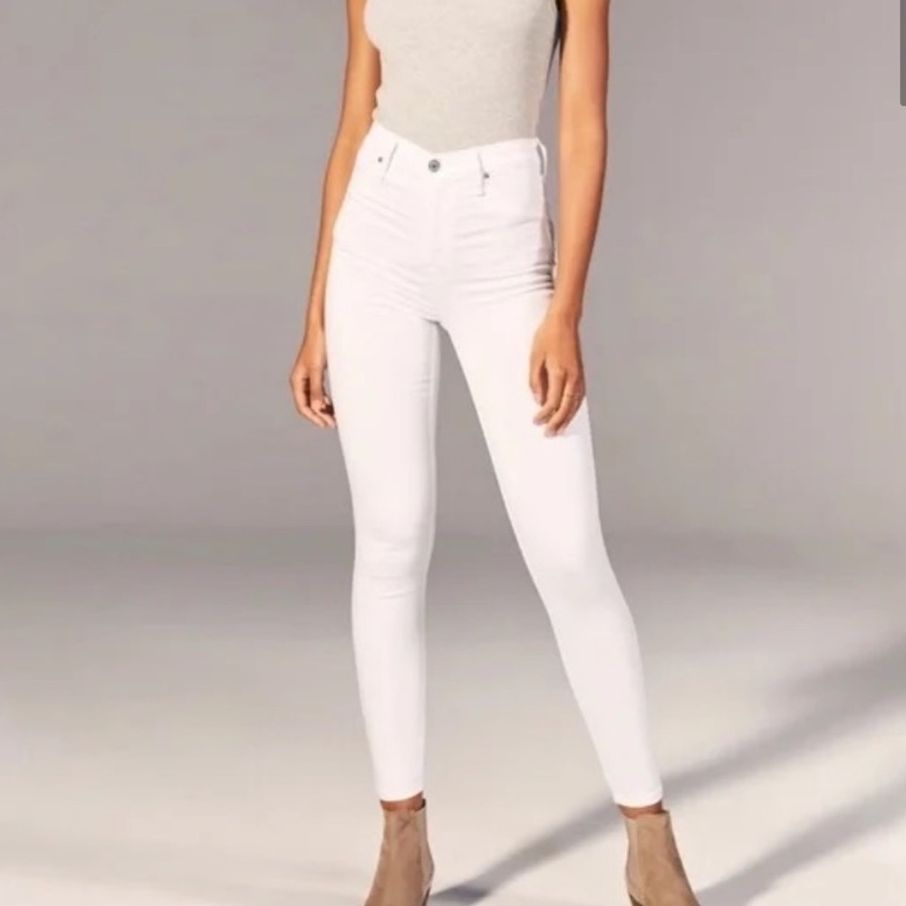 Abercrombie High Rise Jean Legging - 26 Short - White